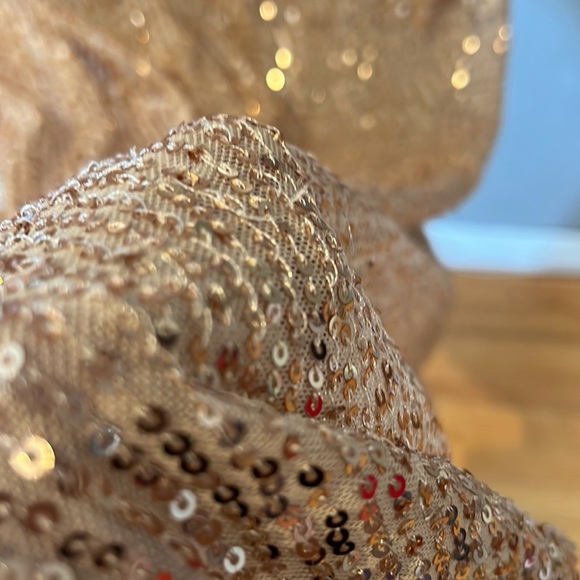 Ieena for Mac Duggal SEQUINED RUCHED ONE SHOULDER GOWN NWT - Picture 8 of 14